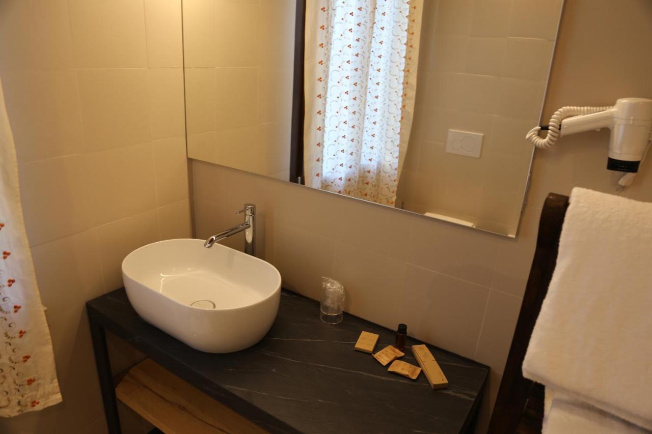 La Puraza Comfort Rooms 리미니 외부 사진