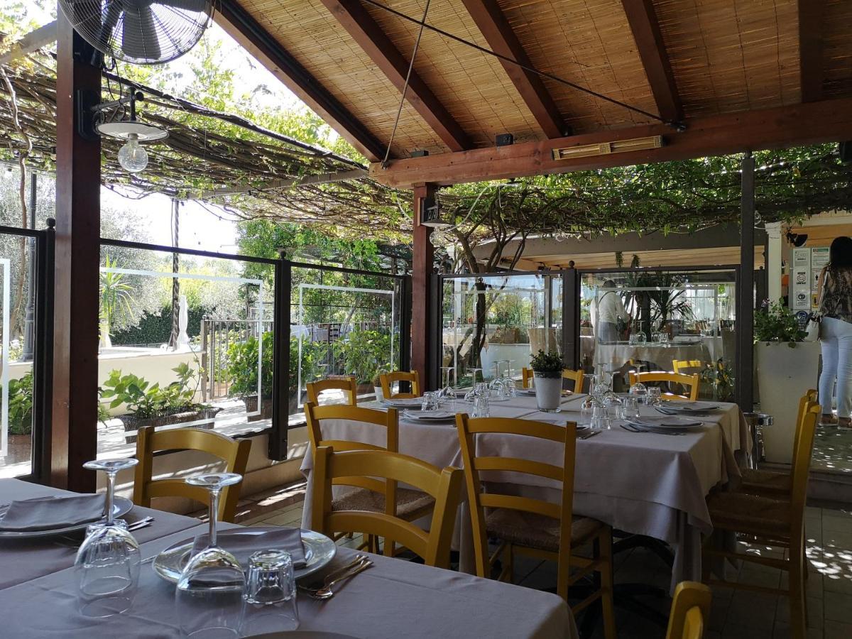 La Puraza Comfort Rooms 리미니 외부 사진